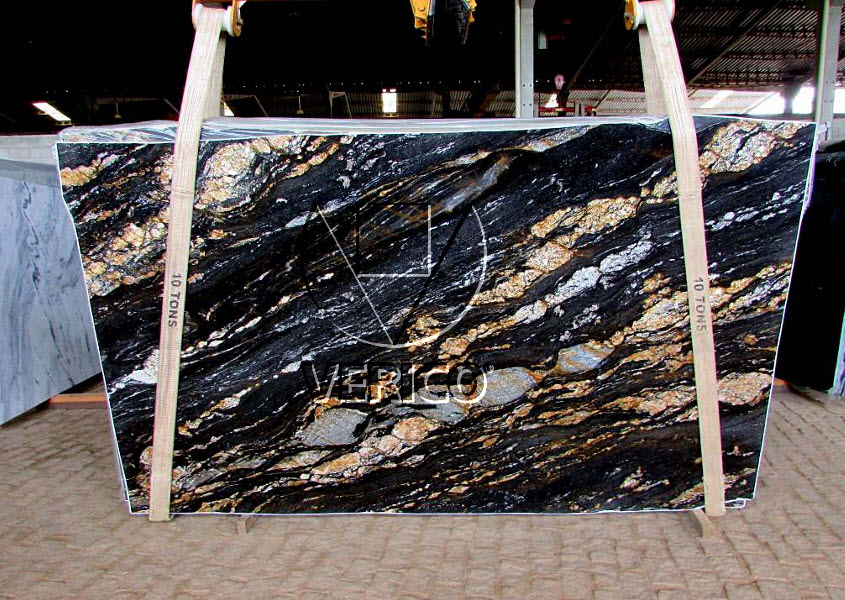 Granit z Brazylii - Magma Black